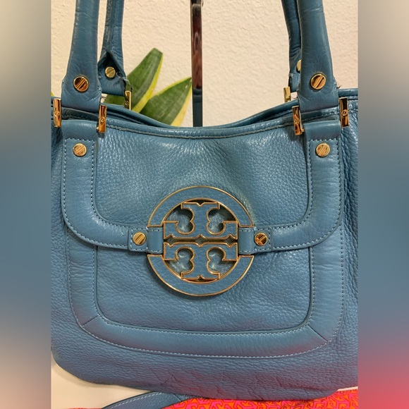 💕👜TORY BURCH Amanda Leather Hobo Bag💕👜👜 - Picture 10 of 11